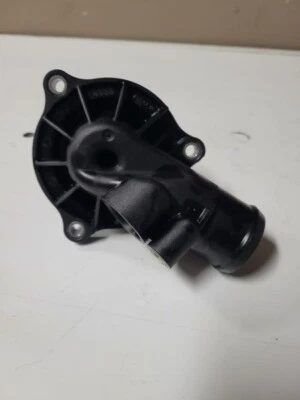 AUDI Q7 2008-2015 3,0 L - Termostato con carcasa 059121111R Foto 1 de 4