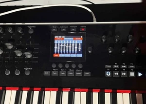 Nektar Panorama P6 Midi Keyboard Multi-Controller plus padded Gator case - Picture 1 of 5