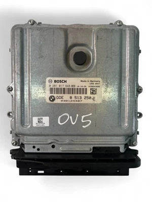 OV5 BMW Engine Control Unit ECU 8513250 0281017648 - Image 1 of 4