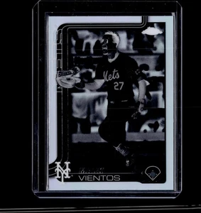 2025 Topps Chrome Mark Vientos Negative Refractors - Bild 1 von 2