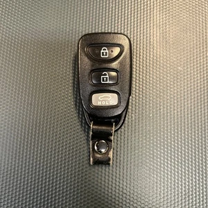 Hyundai 00s Four (4) Button Key Fob Keyless Entry Key Remote - Foto 1 di 9