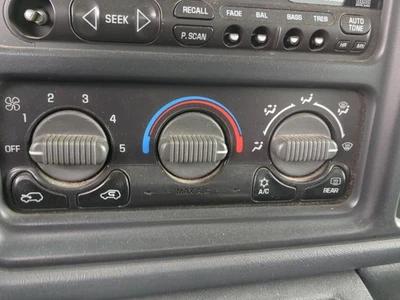 1999-2002 Chevrolet Silverado 1500 AC aquecedor controle climático YSOW7 - Imagem 1 de 4