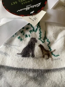 NUEVO Juego de 2 toallas de mano de baño Eddie Bauer PERROS con árboles gris blanco felpa invierno - Imagen 1 de 3