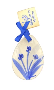 Rocky Marsh (WV) Pottery Blueberry Muffins Ornament, Oval w/hanger & tag, Signed - Picture 1 of 8