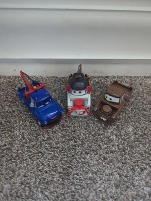 Juguete fundido a presión de coches Disney Pixar Foto 1 de 4