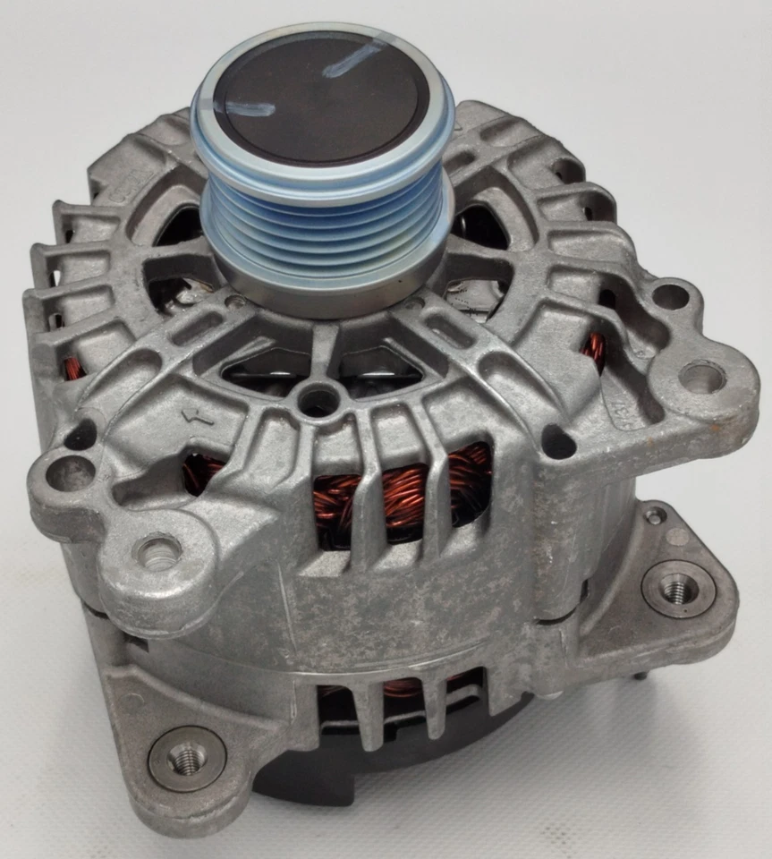 NEW + Genuine VW AG VW Audi Seat Skoda Cupra Valeo Alternator 04L903021K - Image 1 of 4