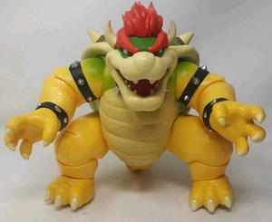 Super Mario Bros. Movie Bowser W/Fire Breathing Effect 7" Action Figure - Picture 1 of 8
