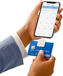 Square Reader for Magstripe with Lightning Connector for iPhone and iPad - Picture 1 of 6