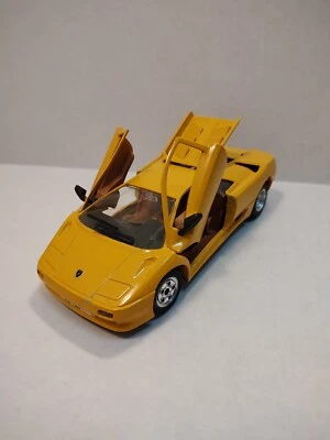 Majorette Lamborghini Diablo 1:24 Scale Diecast (Yellow) - Image 1 of 4