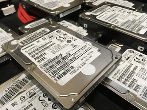 *LOTE DE 20* NETAPP 900GB 10K 6G 2.5" SAS AL13SEB900 X423 TAL13900A10 *FORMATO 520 - Imagen 1 de 5