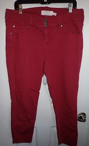 Torrid Crop Jeans Gr. 16 Ziegelrot Farbig Stretch Denim 3 Knöpfe Schließen Capri - Bild 1 von 6