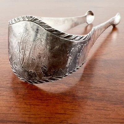 CHARLES WHITING NORWICH, HARTFORD CT AMERICAN COLONIAL COIN SILVER SUGAR TONGS - Image 1 of 4