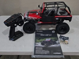 Axial 1/10 SCX10 III Jeep CJ-7 4X4 RTR RED BRAND NEW, No Box, Never Used - Picture 1 of 11