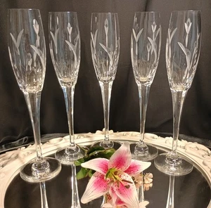 5 Mikasa Calla Lily 10 3/4" feine Kristall Sektflöten Gläser SET - Bild 1 von 8