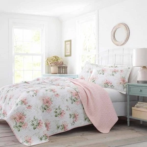 Laura Ashley Honeysuckle 3-Piece Pink Floral Cotton Full/Queen Quilt Set - Picture 1 of 5