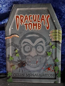 "Dracula's Tomb"; McNaughton; Candlewick Press; 1998; Pop-up; VG+ - Foto 1 di 2