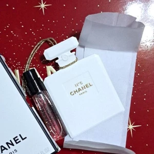 CHANEL N°5 L'eau Spray with Ornament 1.5ml 0.05 oz. - Picture 1 of 4