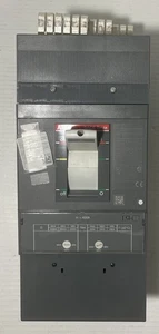 Interruptor de 400 amperios ABB SACE TMAX XT5 H XT5HU340AFYN000XXX - Imagen 1 de 4