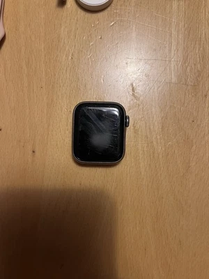 Apple Watch Se - Immagine 1 di 4