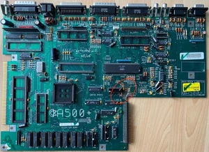 AMIGA 500+ / 1MB Mainboard REV.8A Ohne CHIP´s, works .... #06 25 - Afbeelding 1 van 6