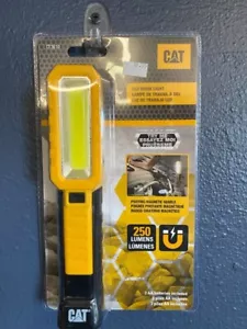 Luz de trabajo LED CAT -250 lúmenes - mango magnético giratorio - CT3610 -3 AA bat. incluye - Imagen 1 de 4
