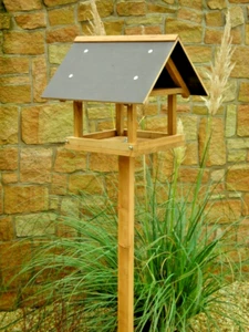 Vogelfutterhaus Vogelhaus Futterhaus Vogelhäuschen Nistkasten Vogel Futtersilo - Bild 1 von 4