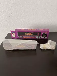 Easyriders Magazine Ltd semirimorchio pressofuso Big Rig blocco monete banca 1/64 nero - Foto 1 di 18