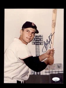 Carl Yastrzemski JSA Certed Signed 8x10 Photograph Autograph Red Sox - Picture 1 of 3