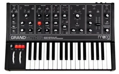 Sintetizador semimodular oscuro Moog Grandmother hecho en EE. UU. ¡NUEVO! Foto 1 de 4