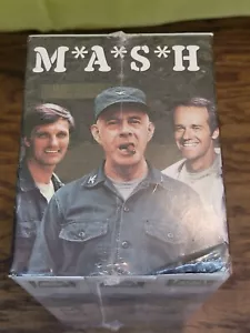 MASH NEU VERSIEGELT Staffel 4 VHS 2003 3-Band-Set Alan Alda Harry Morgan Loretta Schalter - Bild 1 von 8
