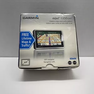 Garmin Nuvi 1350LMT GPS Bundle Free Maps Traffic 4.3" Touchscreen Cables TESTED - Picture 1 of 4