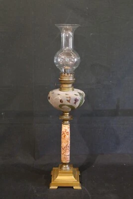 Antigua lámpara de aceite neoclásica siglo XIX mármol latón columna de vidrio Foto 1 de 4