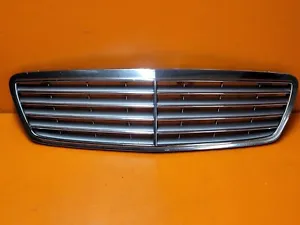 2001 2002 2003 2004 2005 2006 2007 MERCEDES W203 C230 C280 C240 FRONT HOOD GRILL - Picture 1 of 5