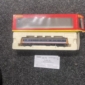 Hornby Class 121 NSE Livery Bubble Car - Picture 1 of 7