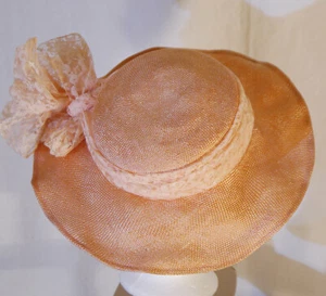 Chapeau d'été femme vintage paille panama fine couleur abricot taille 53 environ  - Photo 1/6
