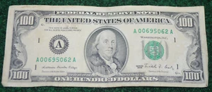 1988 One Hundred Dollar Bill Serial #00695062 S0-So 57.6% $100.00 - Picture 1 of 12