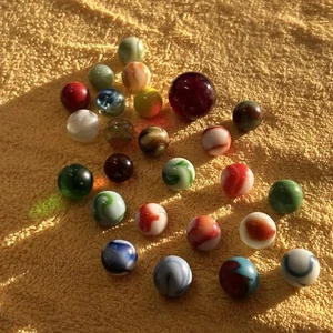 Original Antique Vintage Variety Old Marbles Lot Swirl Blue Red White Green - Picture 1 of 19