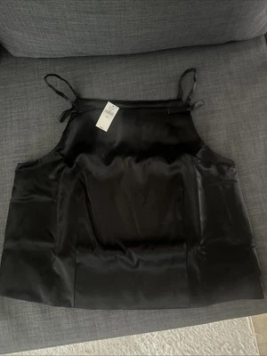 Blusa GAP cetim gola alta quadrada preta - Imagem 1 de 2