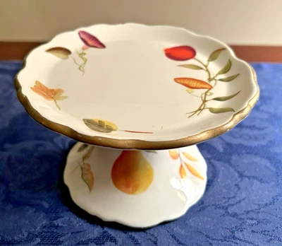 White Barn Candle Co. Small Pedestal Candle Holder Fruit & Floral 3.5"x5.5" Fall - Image 1 of 4