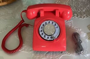 Retro rotary dial Hot pink Telephone. Classical 1921