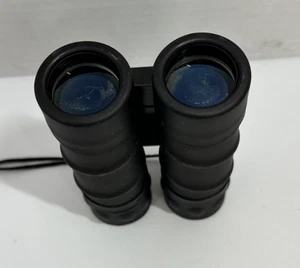 Tasco 10x25 Compact Binoculars Outdoor Travel Compact Folding Hunting Day/Night - Picture 1 of 3