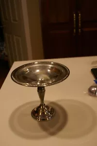 Silver Plated Stand 7.5"H WITH LATTICE ETCHED ROUND TRAY DISH 7"D - Picture 1 of 4