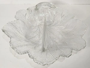 Vintage Clear Pressed Glass Leaf Divided Relish Dish w Handle – MCM Serving Tray - Picture 1 of 7
