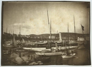 Cannes ? Bateaux au port. 1900-10. Virage sépia. - Picture 1 of 1