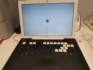 MacBook a1181 2007 intel core duo ram 4 gb ddr2 mac os x bianco laptop - Foto 1 di 6