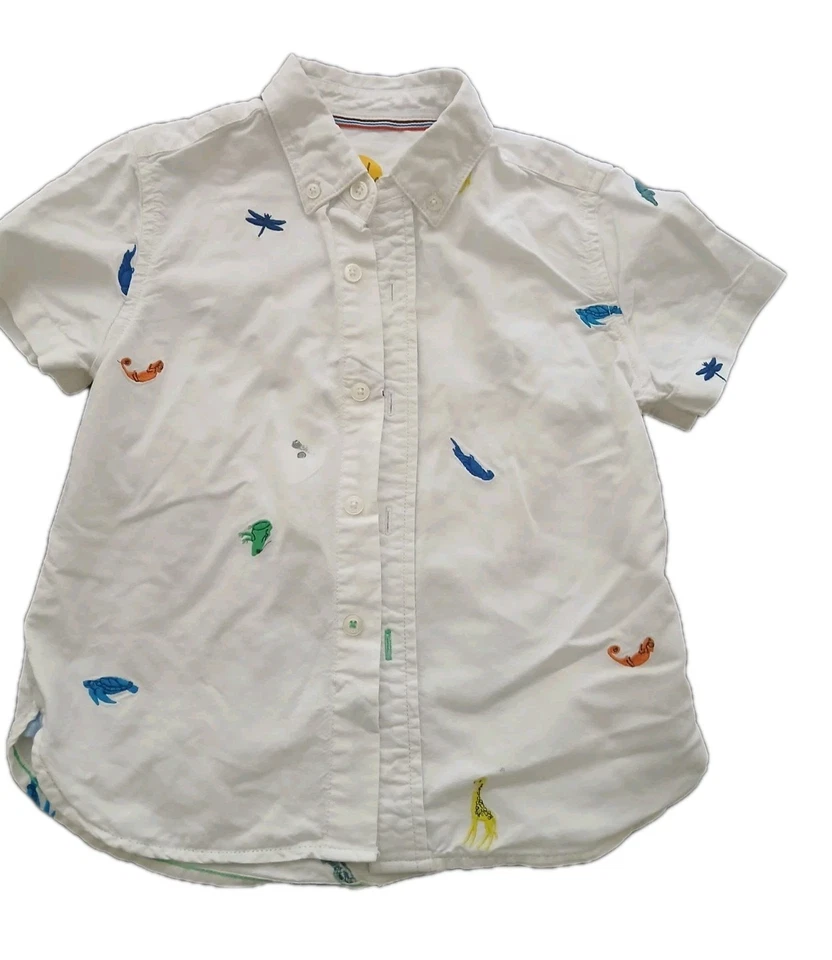 Boys Mini Boden Animal Insect Embroidered Button Down Shirt sz 4-5 short sleeve - Image 1 of 4