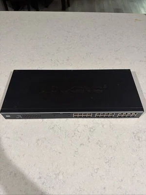Linksys  Instant EtherFast (EF3124) 24-Ports External Switch-No Charger - Image 1 of 4