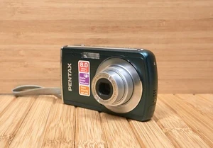 Pentax Optio M40 8.0MP Digital Camera, 3x Optical Zoom, Green - Picture 1 of 9