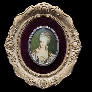 Vtg A Cameo Creation Mme Lambert De Morigney Convex Glass Baroque Victorian - Picture 1 of 5
