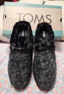 NEW Toms Black Chunky Cable Knit Slip On Shoes Slippers NEVER WORN - Picture 1 of 3